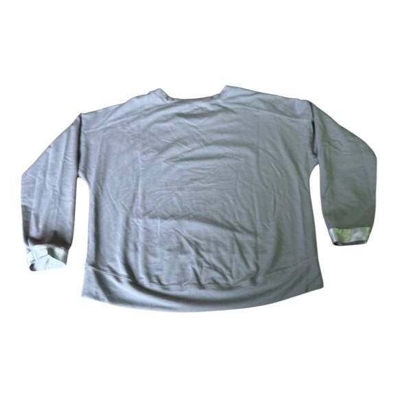 Pj harlow IZZY Sweatshirt silver gray color with satin cuffs size medium - Picture 12 of 16